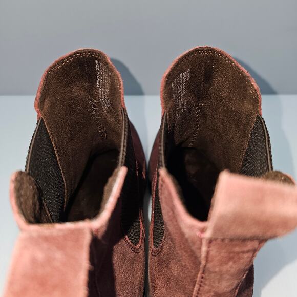 Born Graci Colors Ankle Bootie Size 8.5 Dark Brick Distressed Suede Chelsea Lug - Picture 9 of 14